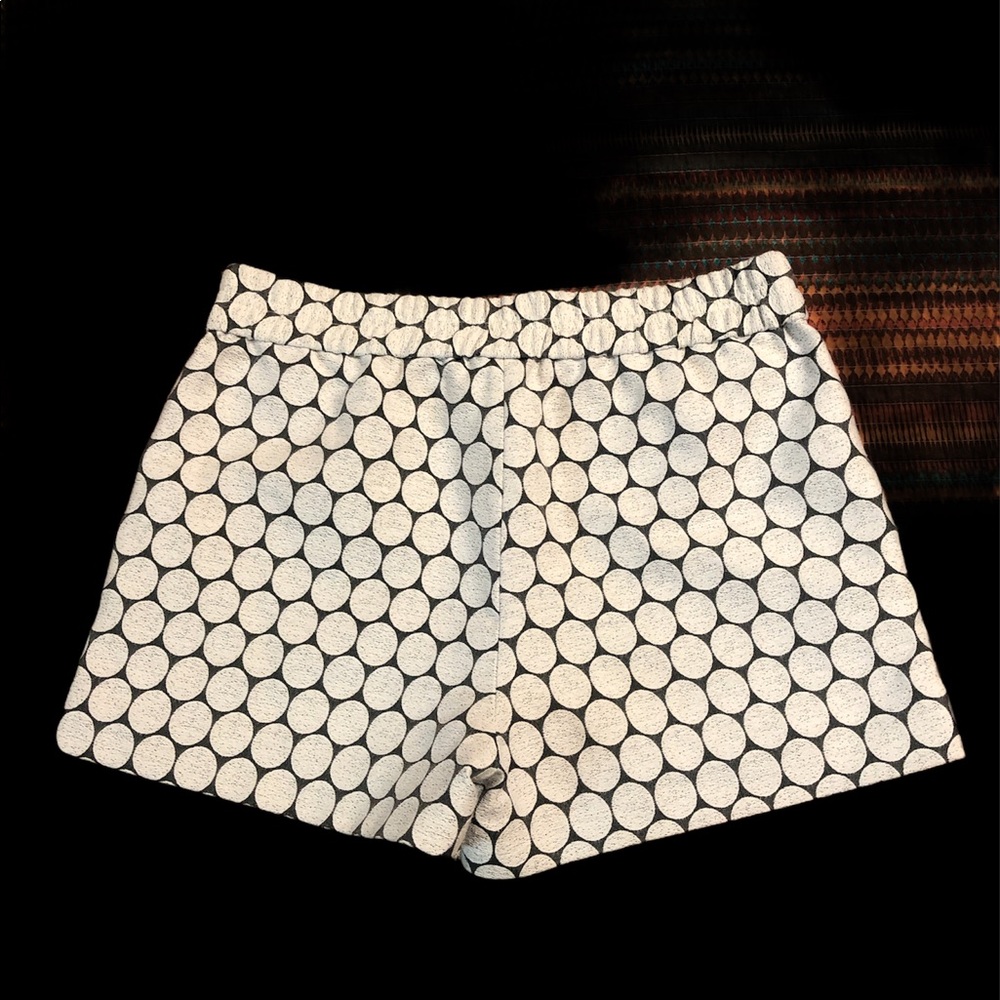 Shorts - Picture 2 of 5